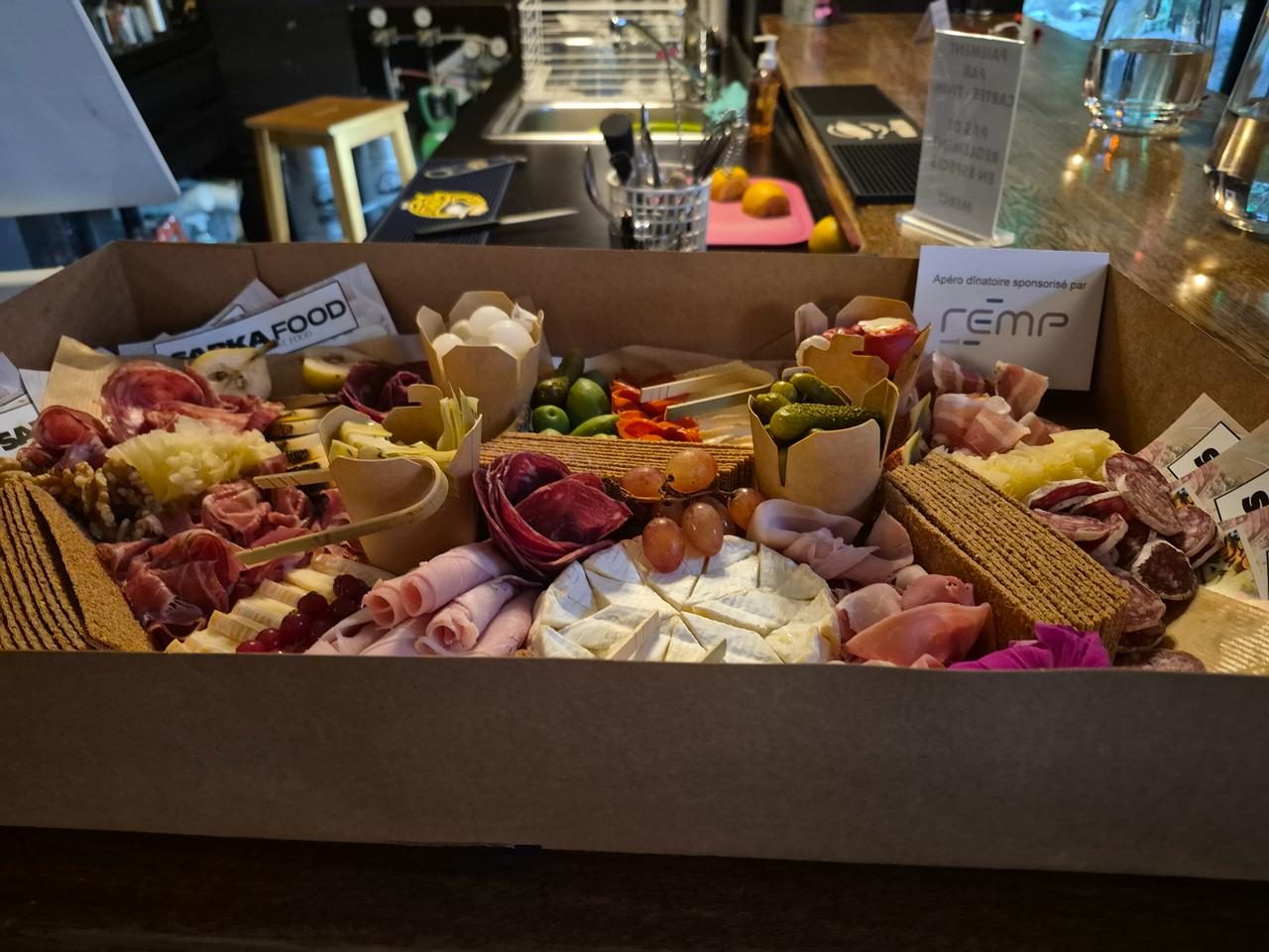 L’apéro dînatoire sponsorisé par REMP, avec la restauration Sabka Food.